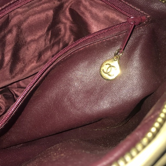 Chanel RARE Vintage NOT AVAILABLE RIGHT NOW💓 - Picture 8 of 8